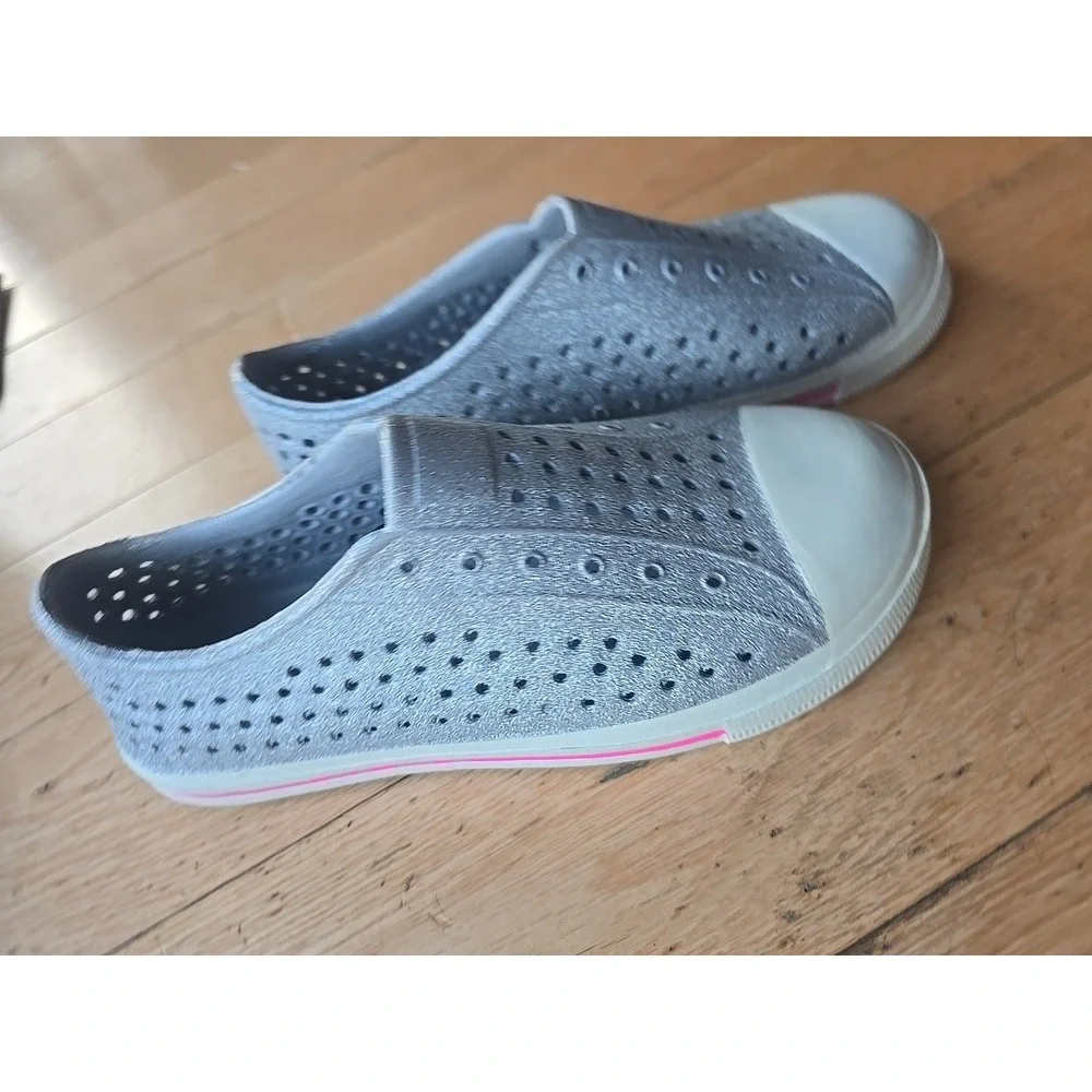 J Crew Crewcuts Bling Silver Glitter Jefferson Slip On Size 4 Native Style